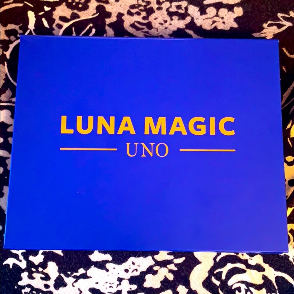 Luna Magic Uno Shadow Palette
